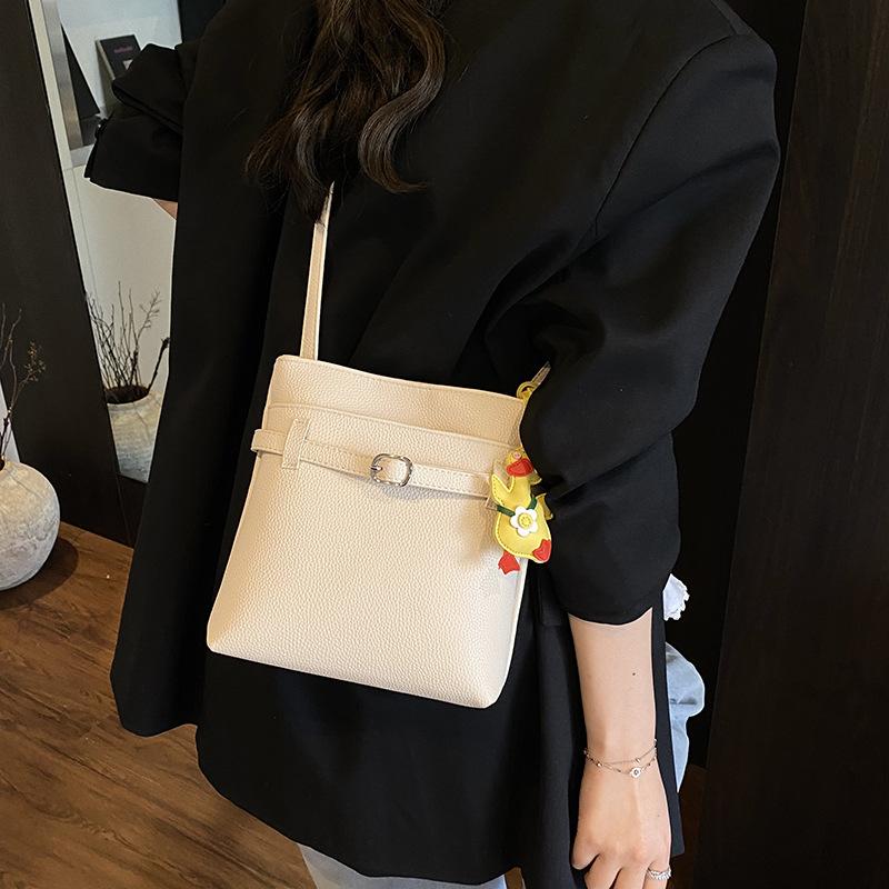 Premium Textur Ausländischer Stil Litschi-Muster Kleine Quadratische Tasche Damen Trend Vielseitig Schlichte Schulter Messenger Bag