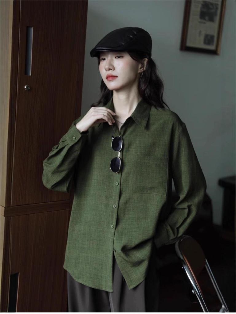Women's Retro Hong Kong Style Green Cotton-Linen Long Sleeve Shirt, Slim Fit for Spring and Autumn