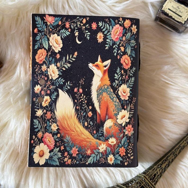 Fuchsleder Grimoire Journal: Altes Buch der Schatten, Büttenpapier