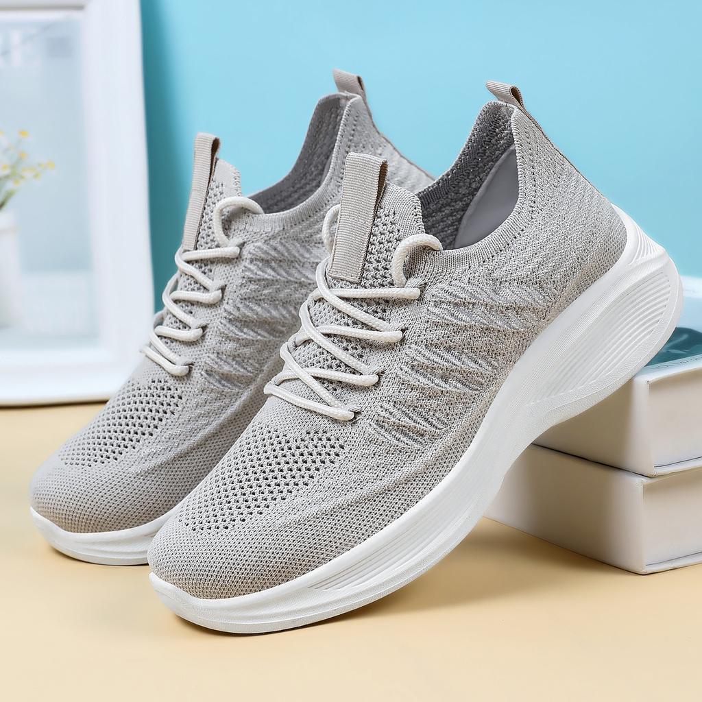 Shoes breathable fly-woven casual shoes shoes shoes lightweight sports shoes versatile running shoes mesh shoes