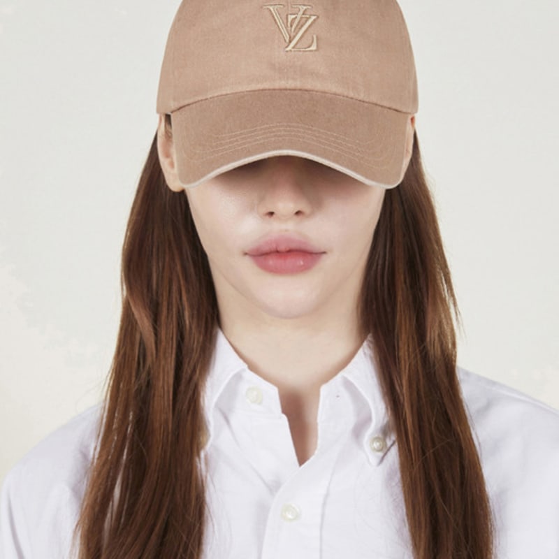 

VARZAR 3D Monogram Pigment Overfit Ball Cap Beige FREE