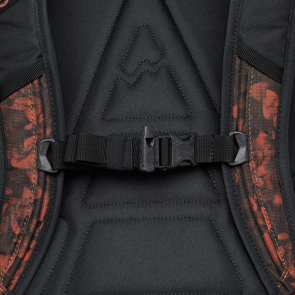 [Picture] Backpack 18L (SkiSnowboard Carry System) [BP171  BP18 BACKPACK] Bag E Iberis