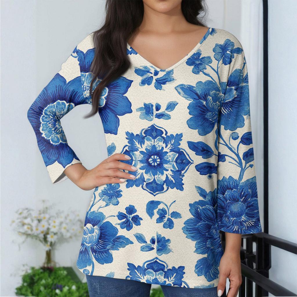 Women's Casual And Fashionable V-Neck Floral Print Seven Quarter Sleeved Top Top