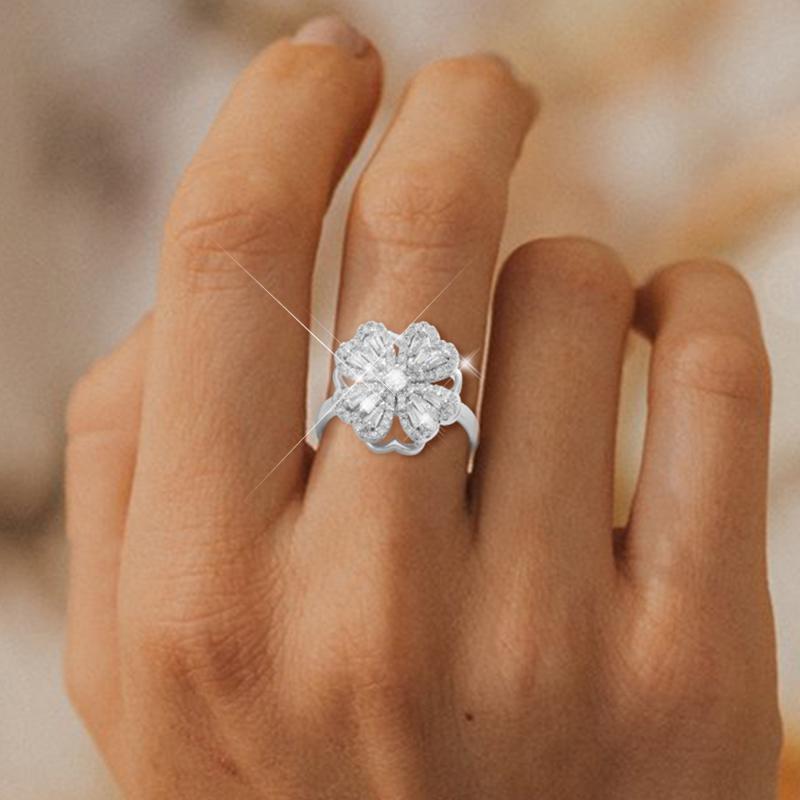 Golden Plated Rotatable Flower Synthetic Cubic Zirconia Ring for Women Luxury Statement Jewelry Gift 2 серебряный