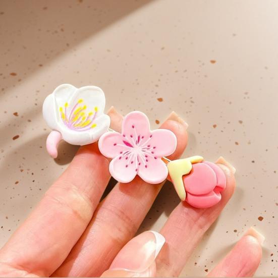 2Pcs Hairpin Soft Polymer Clay Peach Blossom Hair Clips Lightweight Non-Slip Pink Floral Design Hair Pin Hanfu Hair Accessories