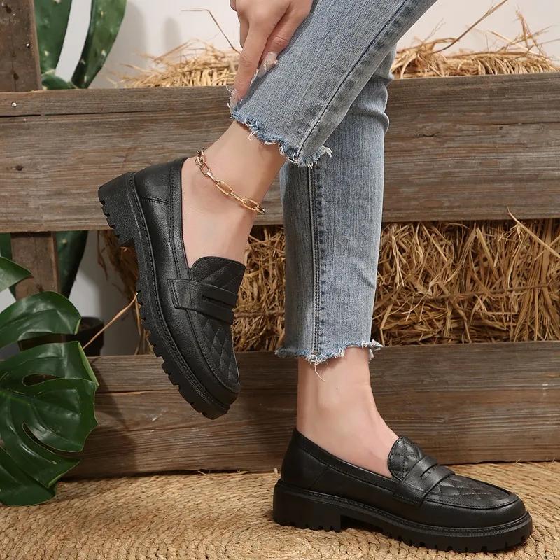 Leder Dicke Sohle Slipper Knappes Design Herbst Sommer Schuhe Slipper Flache Plattform Leder