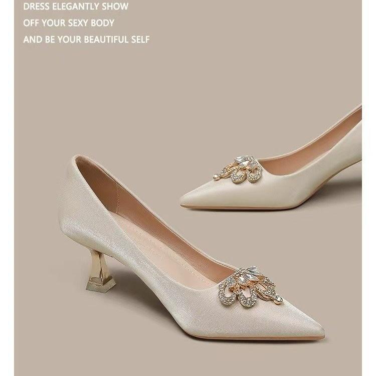 Leisure Sandals for Women Slides Casual Strange Mid Heels Classic Shoes Women Bling Bright Diamond Pointed Toe Summer Sandals