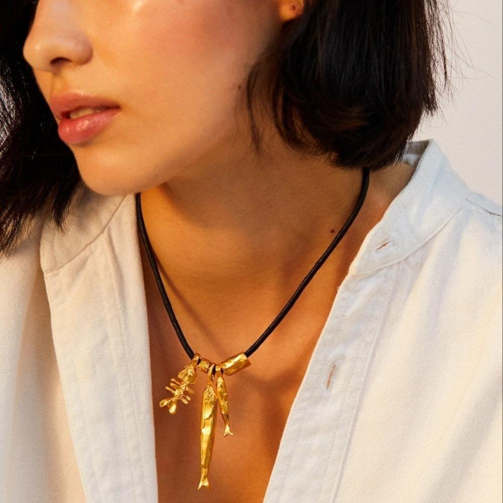 Long Bone Pendant Choker Adjustable Sweater Chain Exaggerated Fish Pendant Necklace Ocean Animal