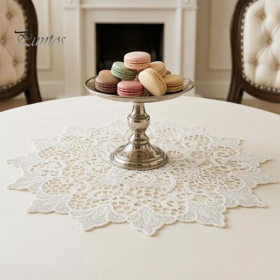 Elegante Spitzengedeckunterlagen Rund Weißes Deckchen, Retro-Gedeckunterlage, Bestickte Tischmatte, Florale Topper-Deckchen für Hochzeit Junggesellinnenabschied Esstischdekoration