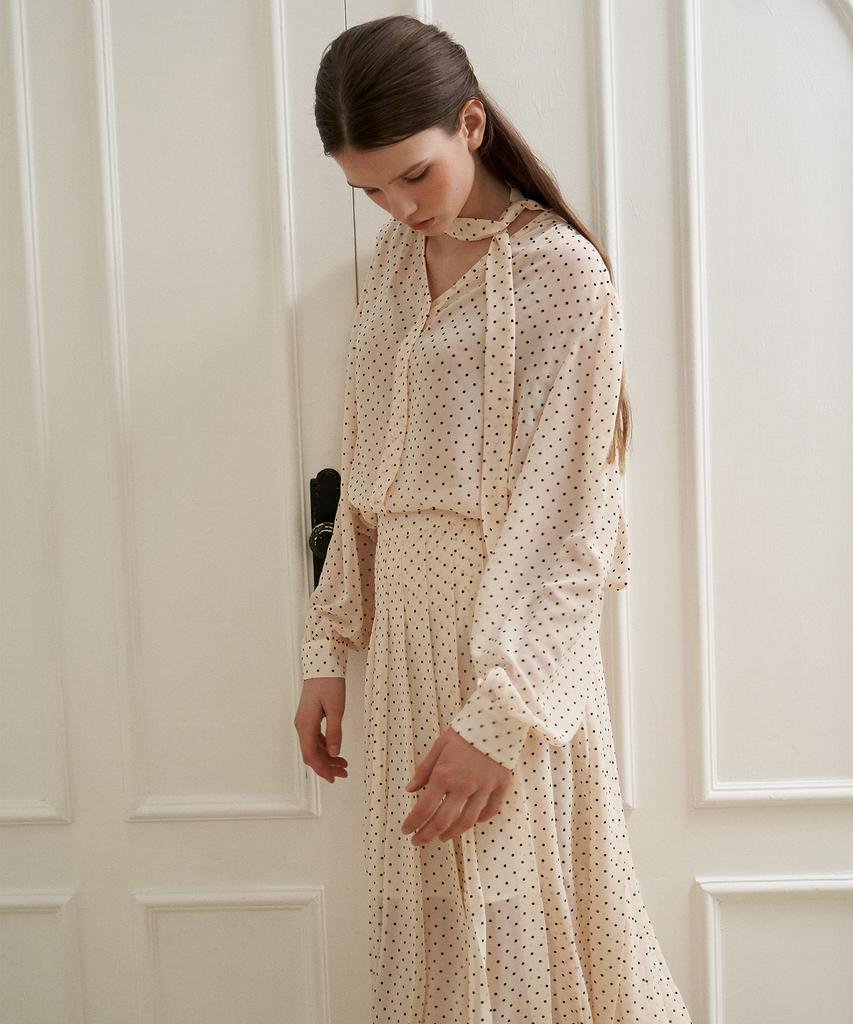 Peullobeu River Pleats Skirt(Ivory-Dot)