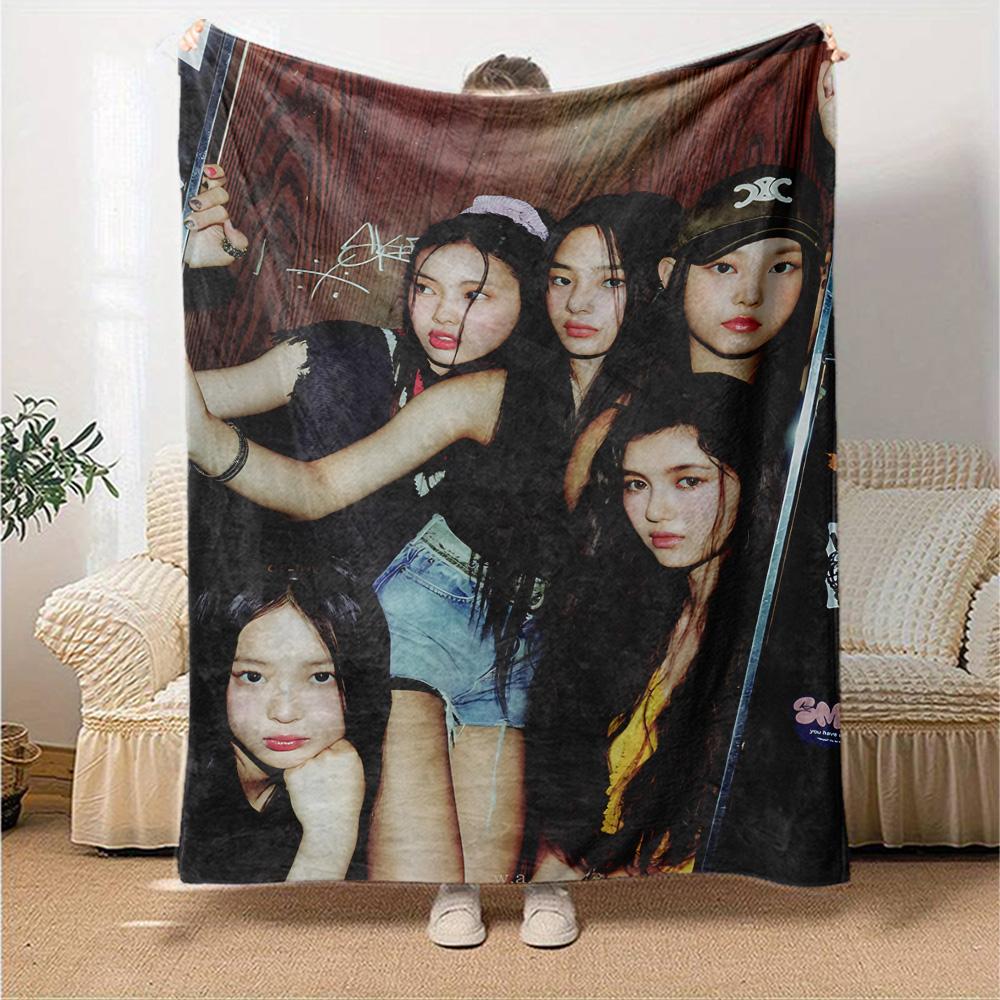 Y2K Aesthetic Newjeans Flannel Blanket Super Soft Warm Cozy Blanket for Sofa Bed Office Travel All‑Season Home Decor Gift
