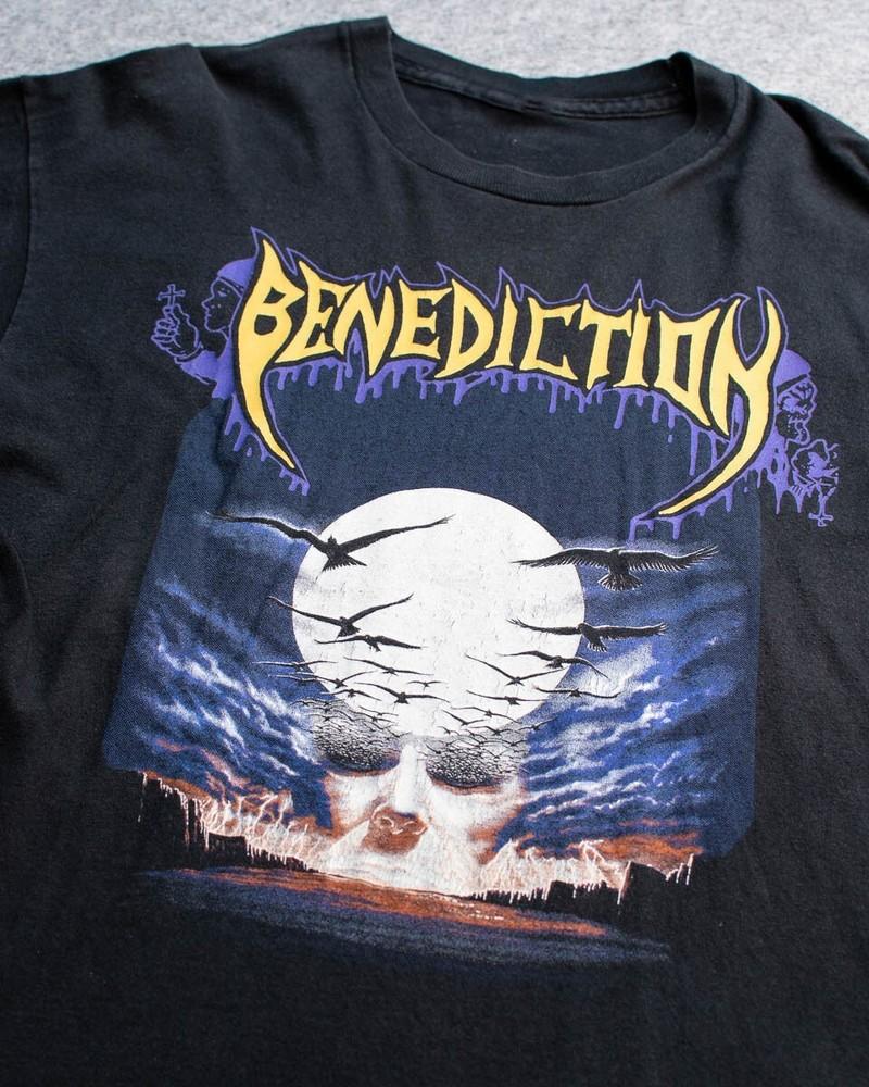 

Vintage Benediction Dark Is The Season 1992 Band TShirt Unisex T-Shirt XL