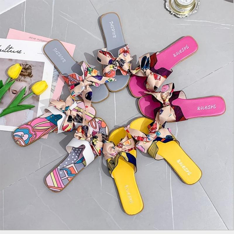 Stylish Women's Bow Sliders Silky Butterfly Sandals Perfect For Summer Beach Parties