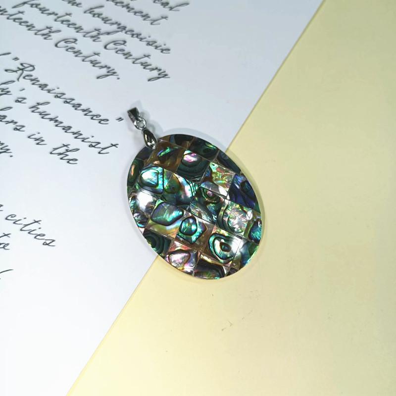 Shell Pendant Necklace With Geometric Shapes For Vintage Jewelry Lovers
