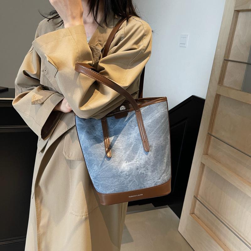 Bag 2025 new retro contrasting color large-capacity bucket bag shoulder handbag women's messenger bag bag