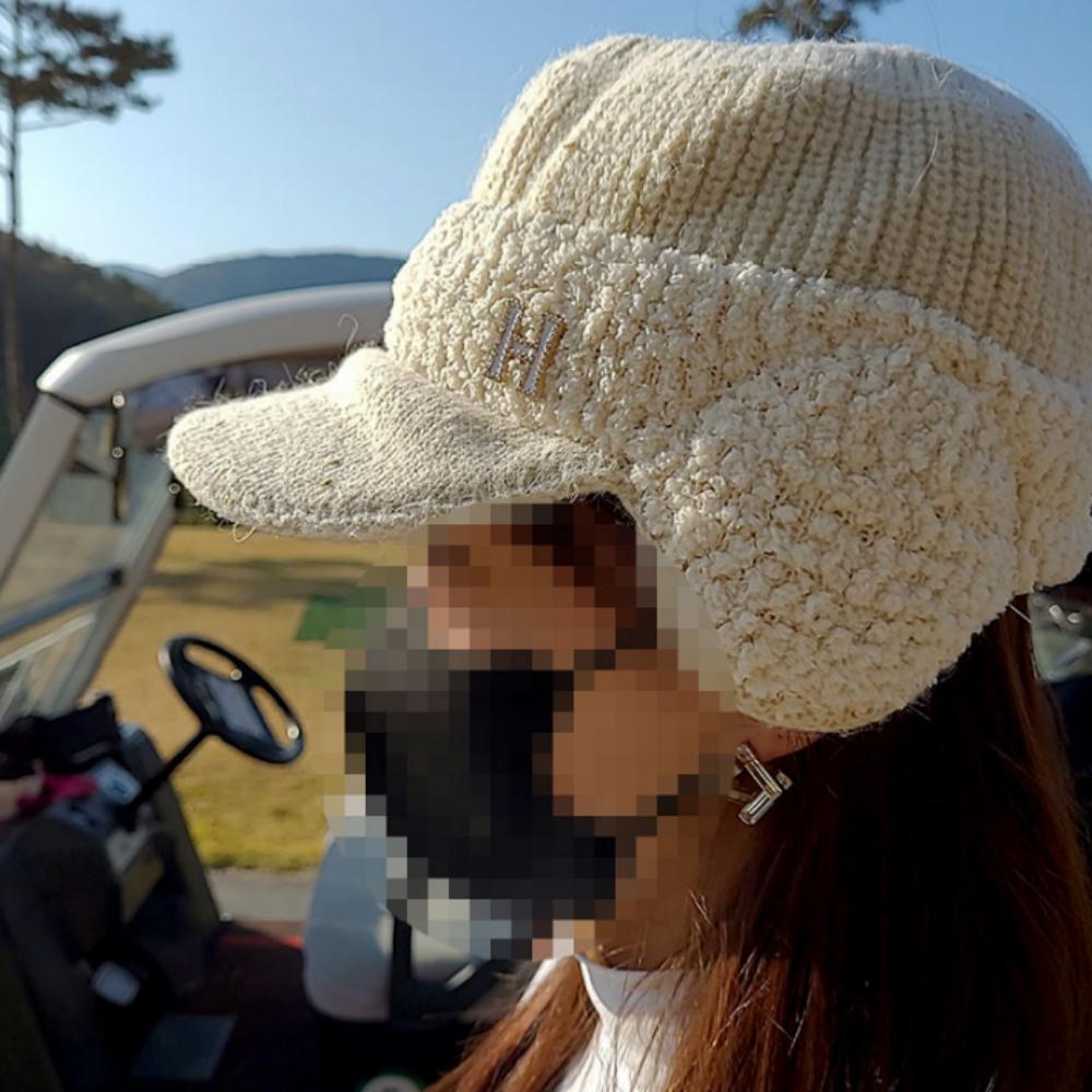 Winter Knit H Hats for Woman with EarCap & HairOpen