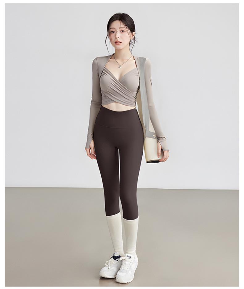 Autumn Yoga Set: Chest-Padded, Tight-Fit, Slimming, Long-Sleeve Training Top for Running & Sports