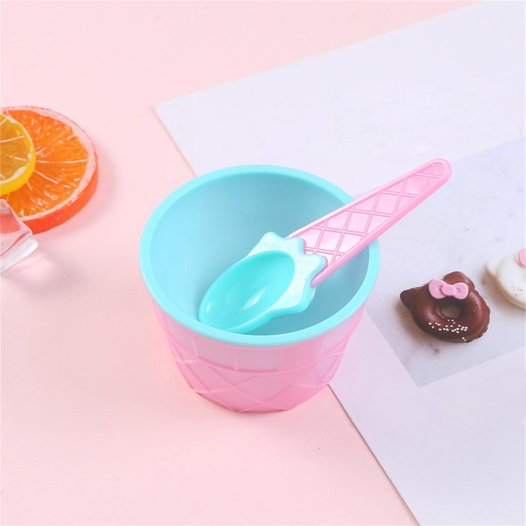 Plastic Kids Ice Cream Bowl with Spoon Set Durable Lightweight Design Suitable for Everyday Use and Outdoor Activities