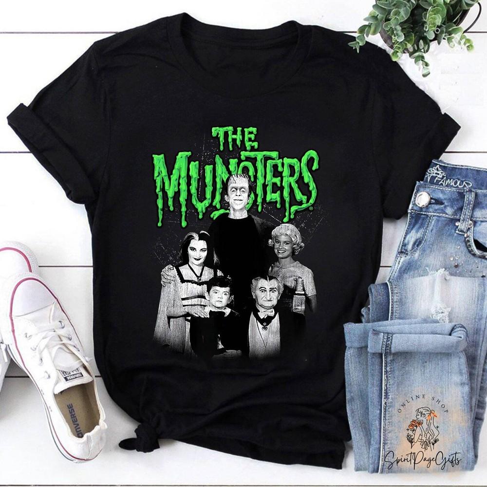 Horror The Munsters Graphic , Frankenstein Shirt, Horror Shirt, Comedy Ho Unisex T-Shirt L