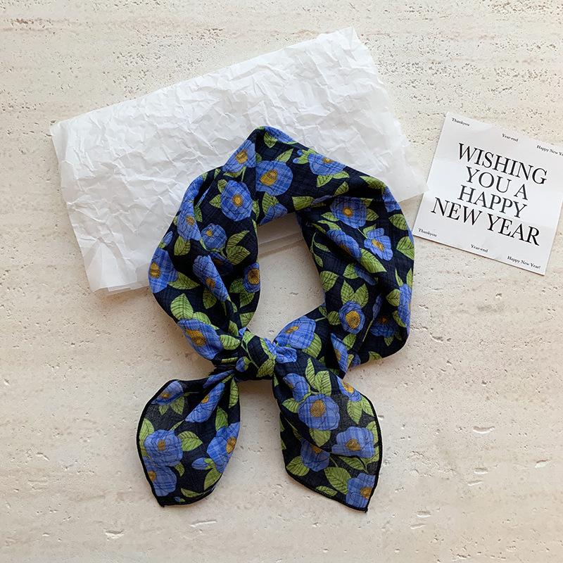 Quadratischer Schal aus Baumwolle und Leinen mit floralem Tupfenmuster - Retro & frisches Kopftuch