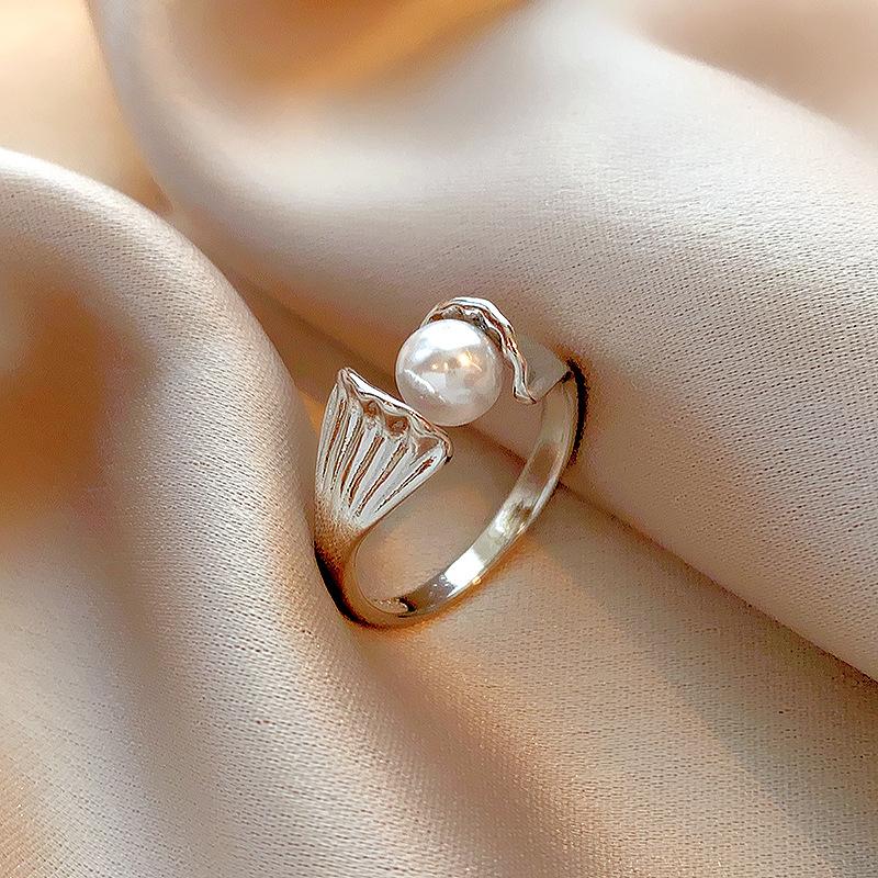 French irregular fishtail pearl ring temperament cold wind index finger ring versatile jewelry women
