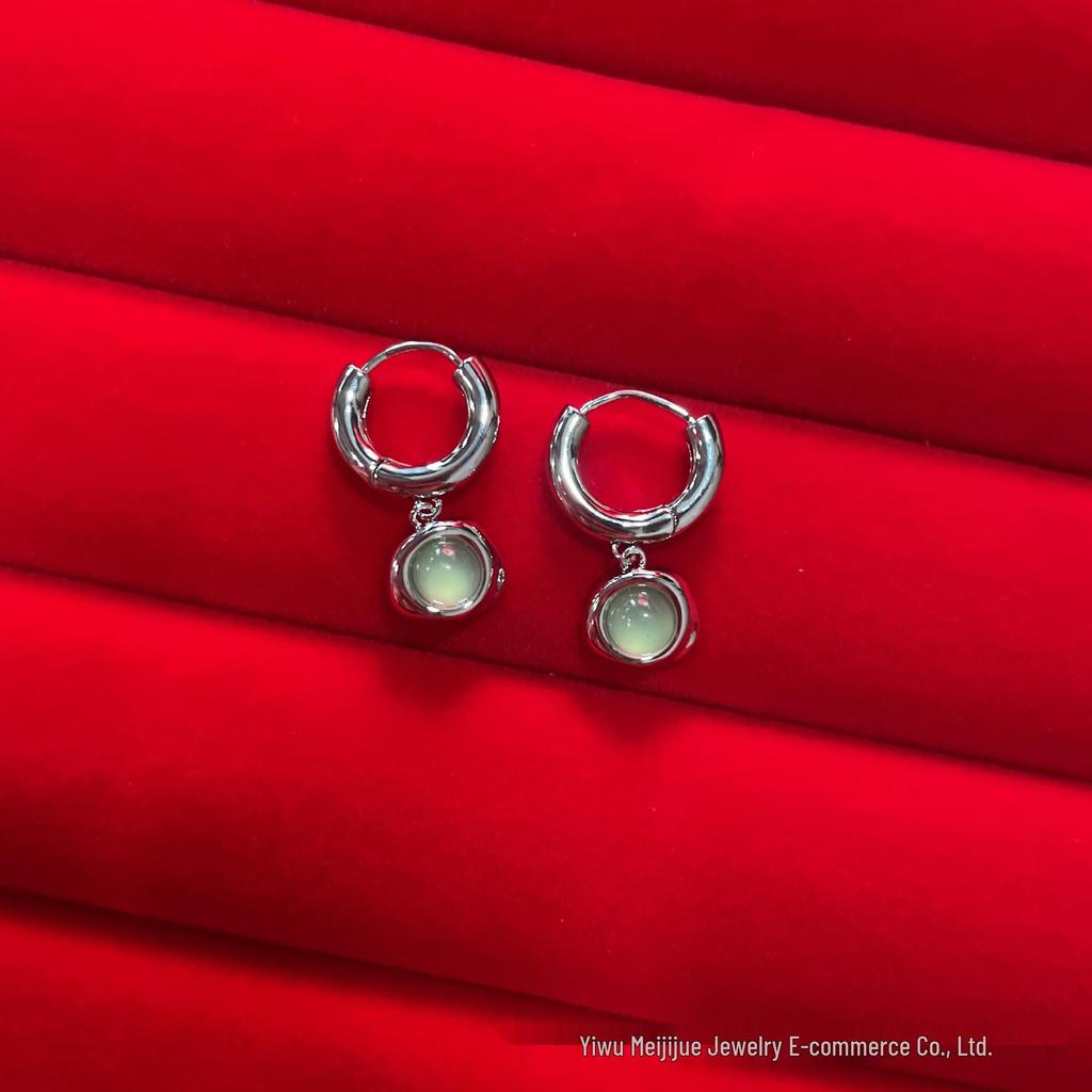 Vintage Red Agate & Zircon Inlaid Oval Shell Daisy Stud Earrings - Versatile Jewelry for Daily Wear