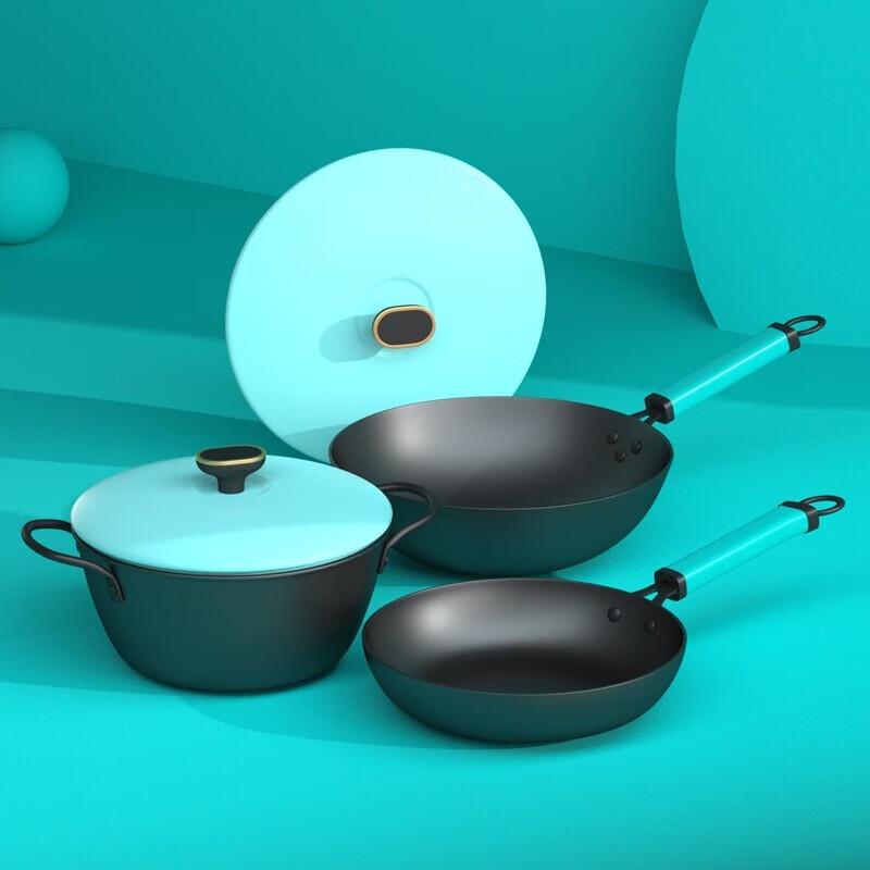 DStt Cast Iron Cookware Set