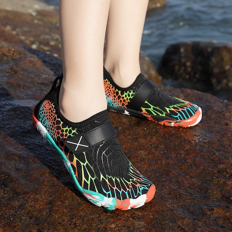 Beach Shoes Children's Quick-drying Sea-catching Wading Shoes Non-slip Swimming Snorkeling Shoes Outdoor Anti-cut Creek Shoes