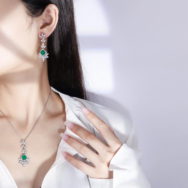 Jewelry Copper-Plated Real Gold Wind Simulation Emerald Pendant Earrings Women'S Set Main Stone 8 * 8