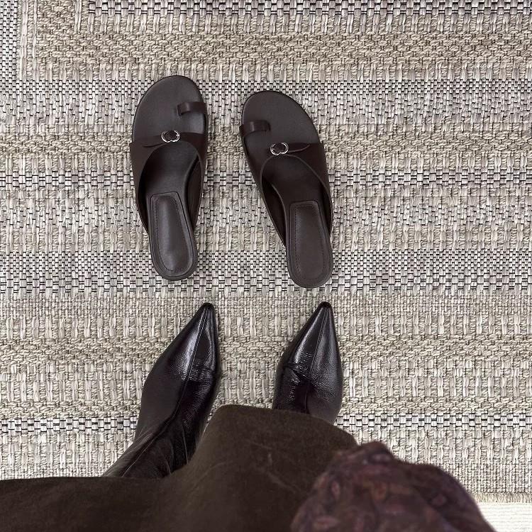 Cowhide Version~ Retro Niche Set Toe Cool Slippers Women's Outer Wear 2025 Summer Belt Buckle Low-heeled Sandals