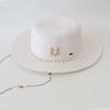 Neue Damen Sommerhüte Stroh-Sonnenhut Panama Elegante Stroh-Fedora-Hüte Damen Mädchen Outdoor-Urlaub mit Perlenkette Sonnenschutz Strandhut