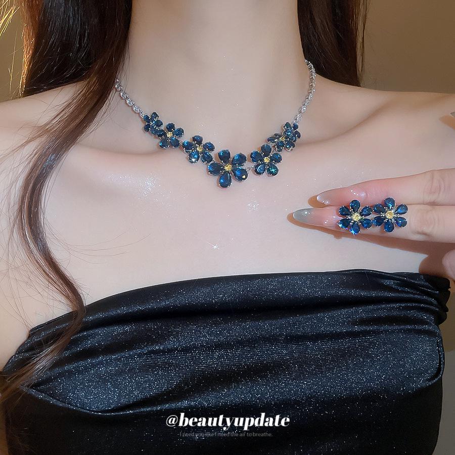Elegant Water Drop Zircon Flower Earrings & Necklace Set – European & American Court Style Luxury Clavicle Chain for Women