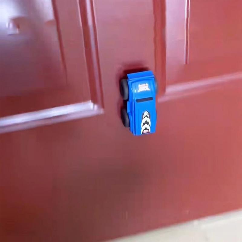 1 Piece Climbing Car Toy Wall Climbing Car Inertia Pull-Back Anti-Gravity Rail Car Magnetic Wall Car Fun Toy