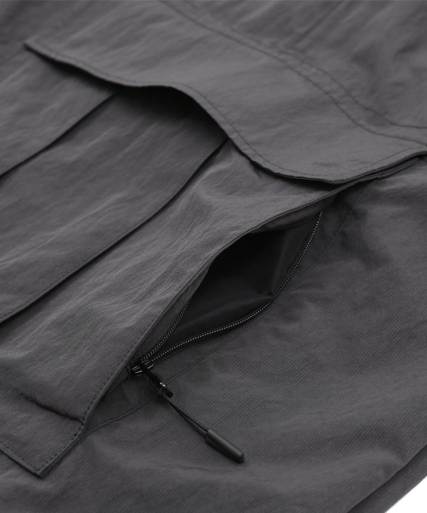 Haebeuopeudyuti N/P Mill Cargo Shorts (Dark Grey)