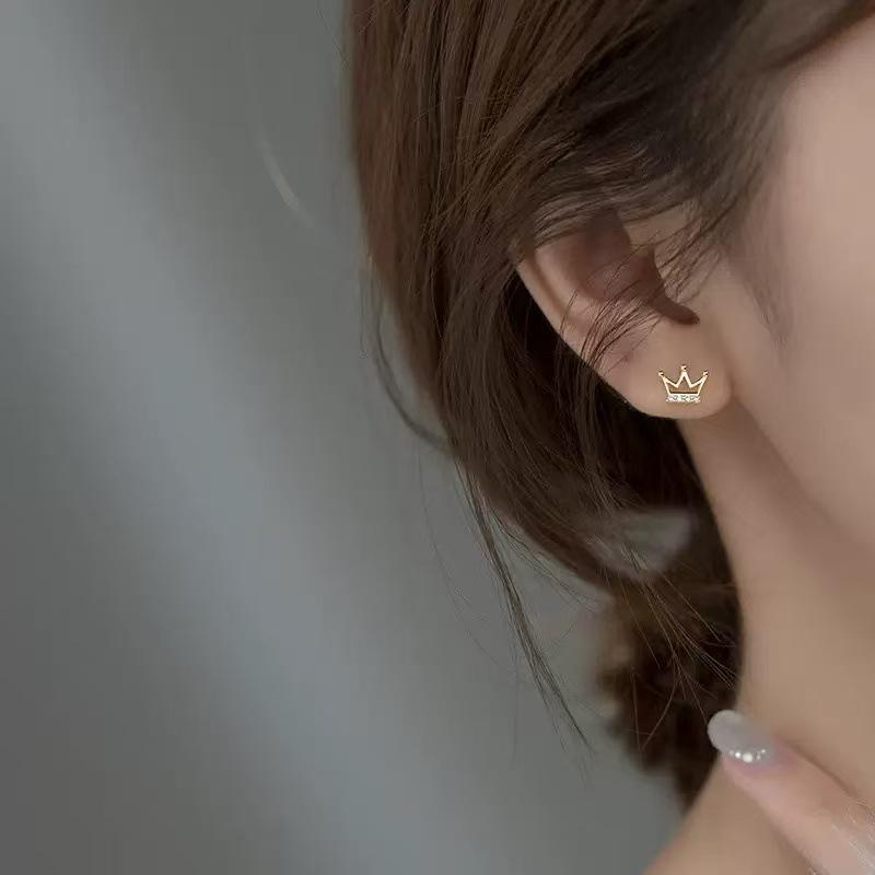 S925 Sterling Silver Korean-Style Diamond-Inlaid Cute Crown Stud Earrings for Women