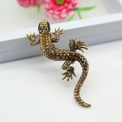 2023 Lizard Gecko Brooch Retro Personality Animal Corsage Collar Pins Clothing Ornament Holiday Gift Creative Accessories Wild Badge Vintage Brooch