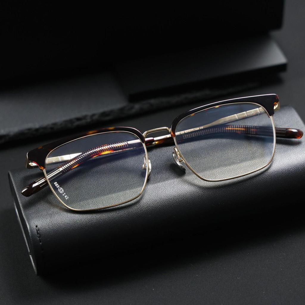 Ultra-Light Frameless Titanium Eyebrow Glasses: Stylish, Durable, and Comfortable.