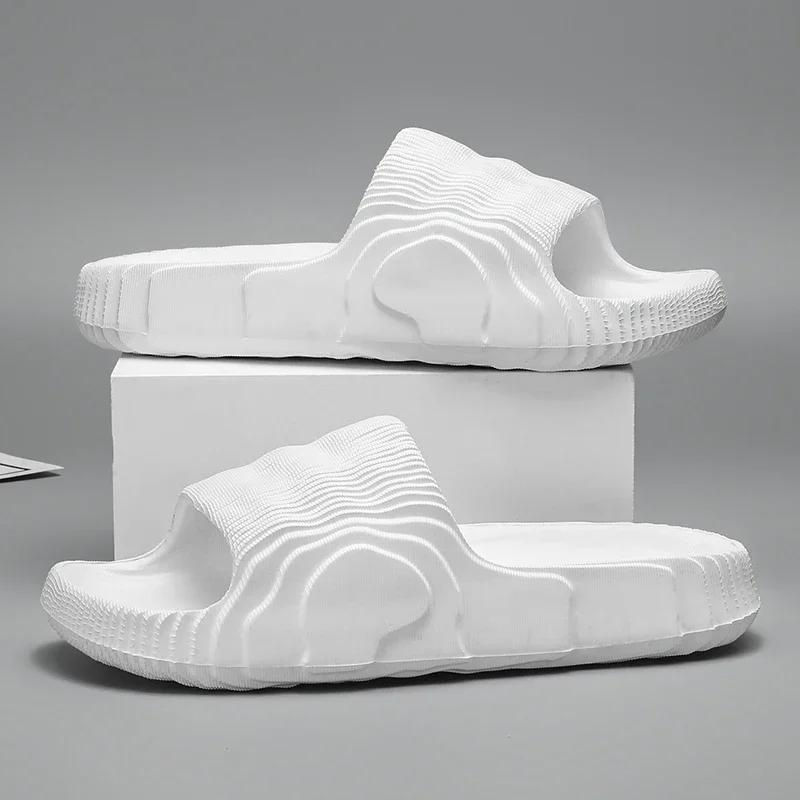 Nuevas zapatillas de deporte de verano para mujeres y hombres, sandalias deportivas Unisex con plataforma inferior gruesa, sandalias deportivas suaves con huecos de EVA, zapatos de playa informales