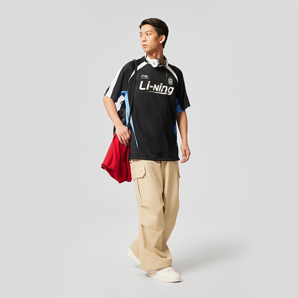 Li Ning Seria Lifestyle Sportowy Retro Amerykański Swobodny Wygodny Prosty Okrągły Dekolt Wszechstronny Krótki Rękaw T-shirt Męskie T-shirty Czarny AHSV759-2