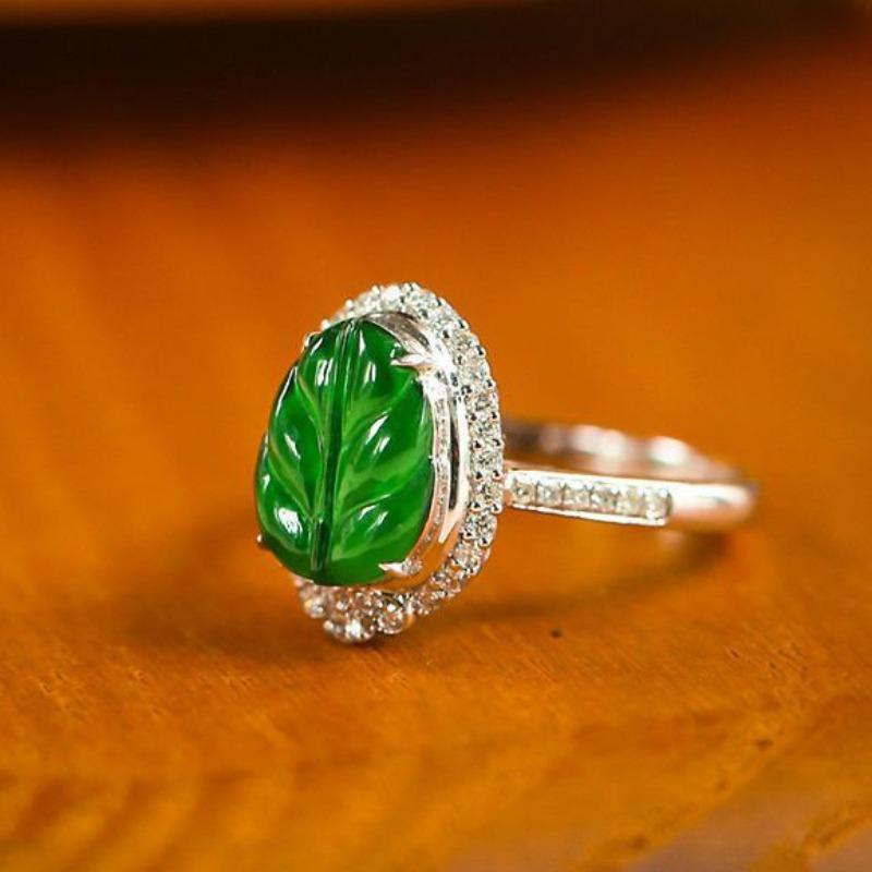 Creative Green Leaf Rings for Women Inlaid Natural Chalcedony Ring Fashion and Exquisite Classic Wedding Jewelry