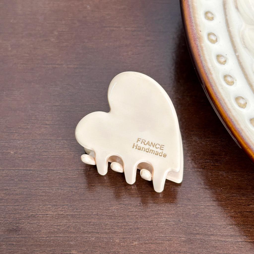 Small Korean Highquality Heart Hair Claw Clip With Unique Patterns For Everyday Wear