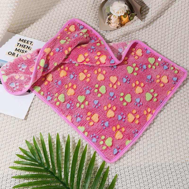 Pet Mats & Blankets: Thick Coral Fleece for Dogs & Cats