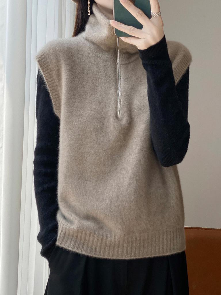 Women's 100% Pure Wool Double-Layer Vest, Seamless Knit for Autumn/Winter, Perfect for Layering