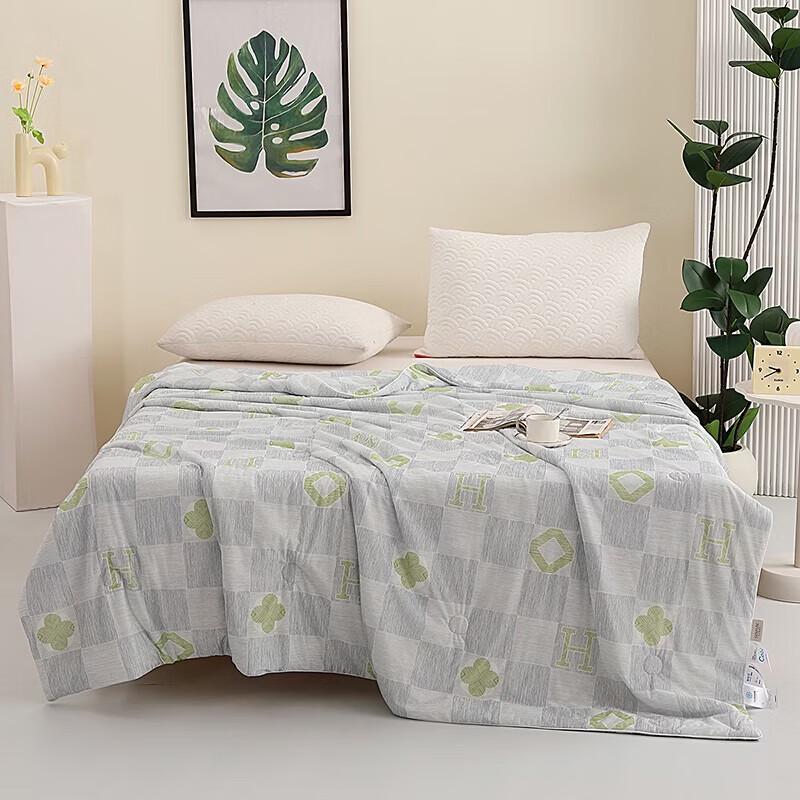 Shengfuni Cool-Touch Air Conditioning Summer Quilt