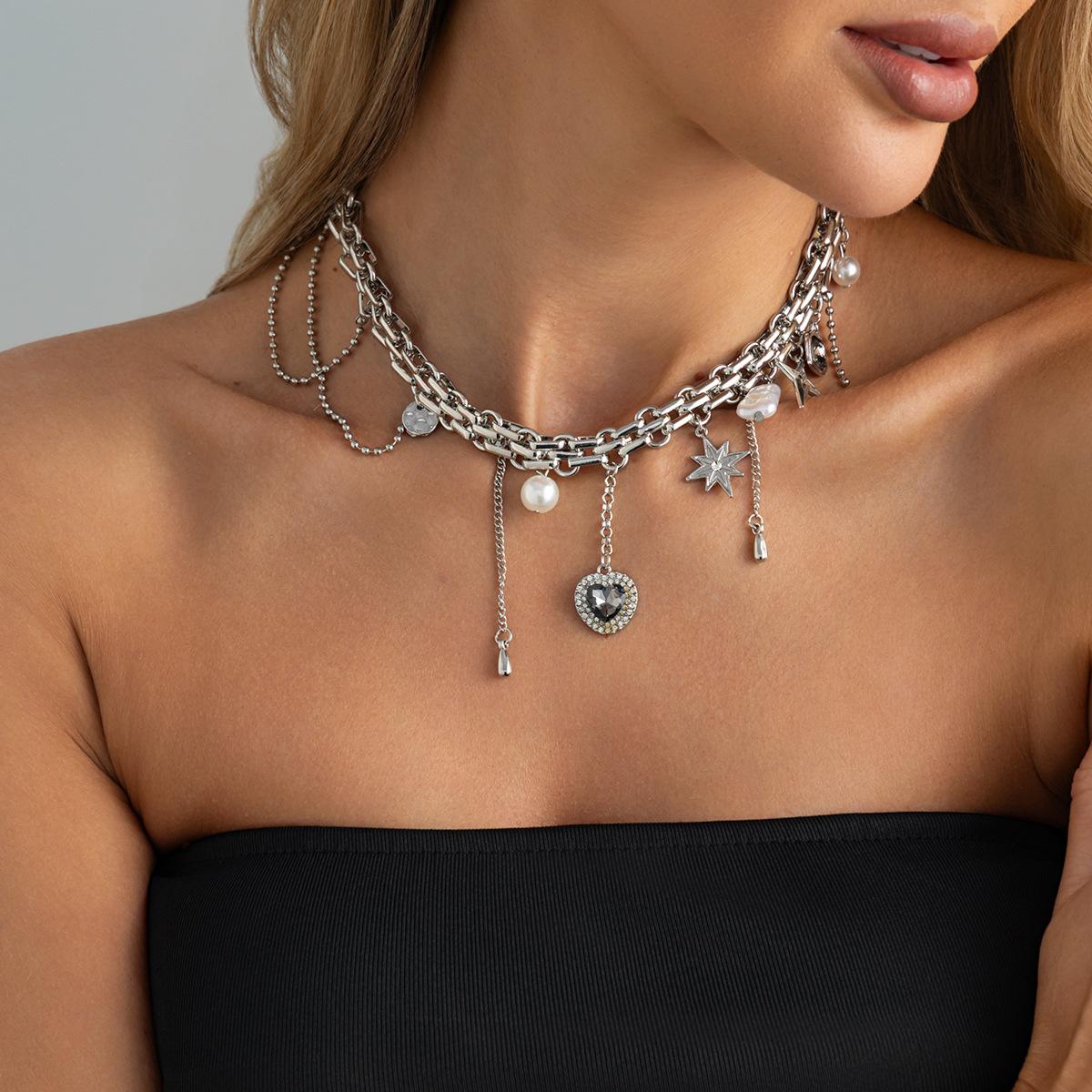 

Vintage Irregular Imitation Pearl Necklaces Women Elegant Punk Gothic Multilayer Tassel Love Heart Layered Chain Choker Necklace