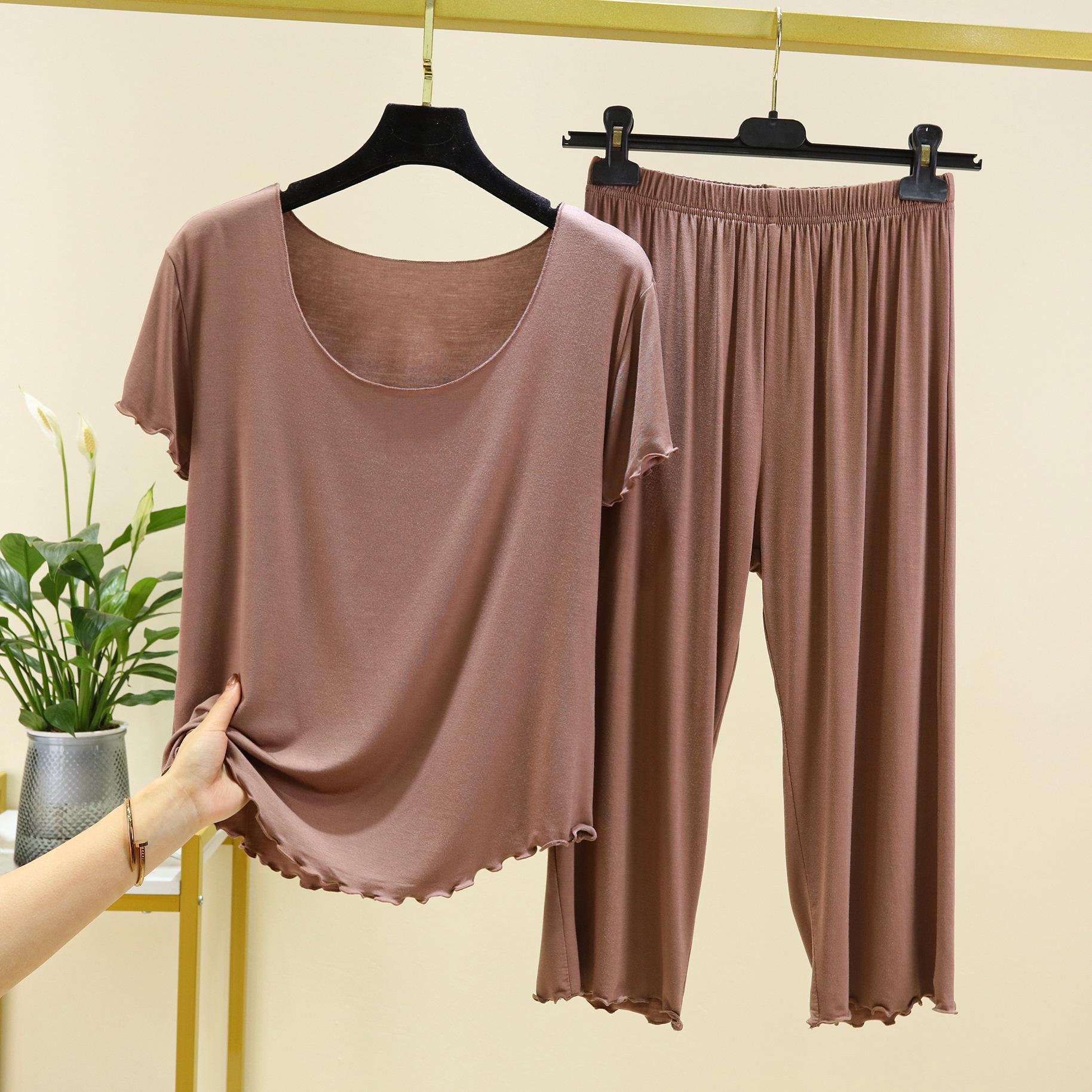 

Женский модальный пижамный комплект: Летний топ с коротким рукавом и укороченные брюки, свободный крой, большие размеры, подходит для ношения на открытом воздухе XXL