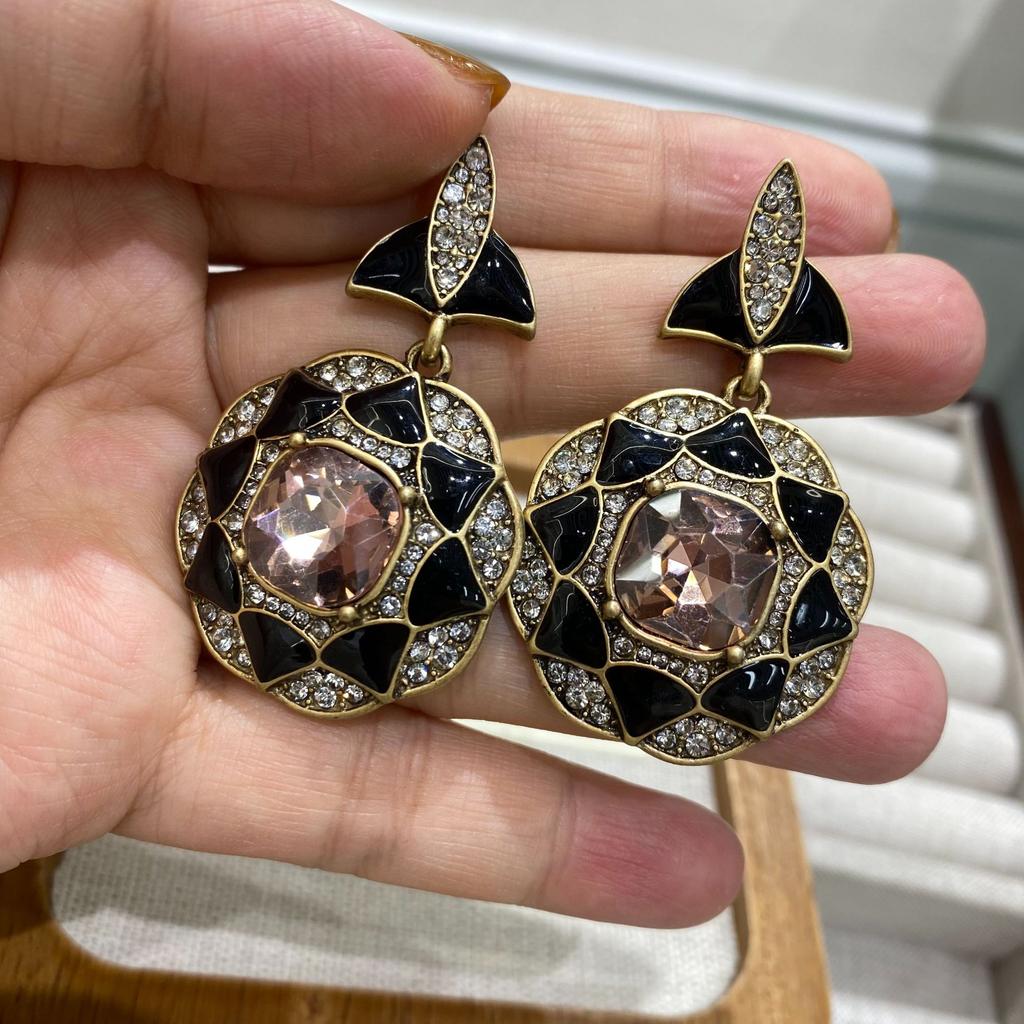 Medieval Vintage Black Gemstone Earrings, Simple Retro Premium Earrings, Crystal Diamond Enamel Earrings.
