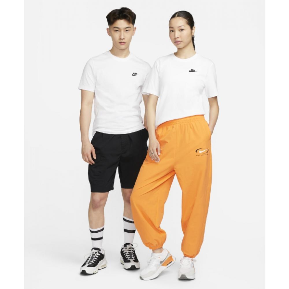 Nike SporTswear Club T shirT M   whiTe Black  Ar4999 101