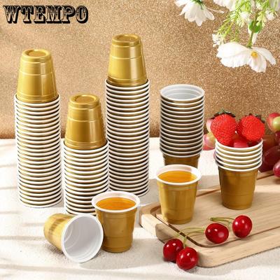 50 Stück Plastik Schnapsgläser Einweg Schnapsbecher Mini 2oz Partybecher Goldene Wasserbecher Unzerbrechliche Plastik Trinkgläser Plastik Bierbecher