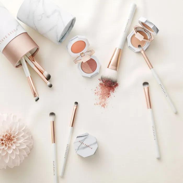 

Blooming Brush #153 Smudge Brush